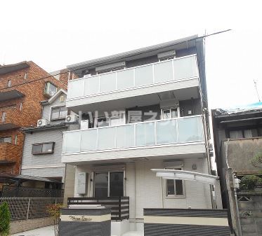 メゾン ルノアールの外観画像