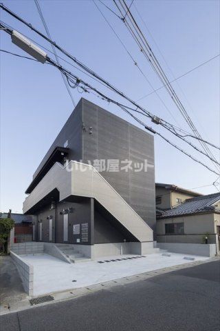 リゾレステ山科の外観画像