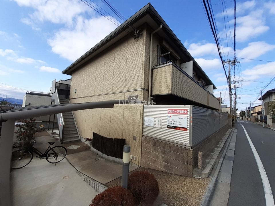 タイム・タウザンの外観画像
