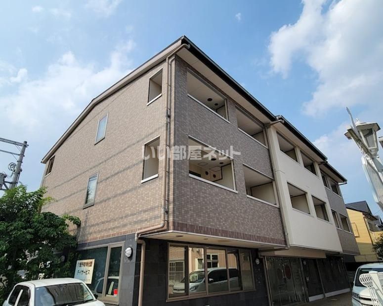 白樺荘の外観画像