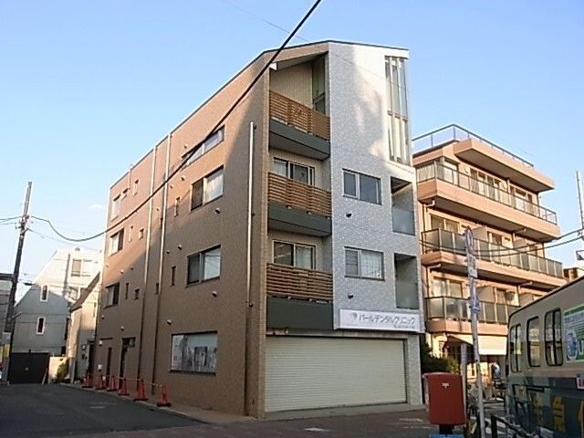 エムクローネの外観画像