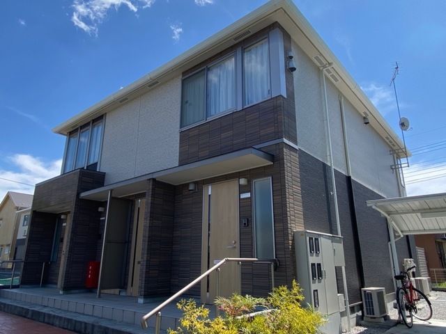 ラ・ドゥース・シャルールの外観画像