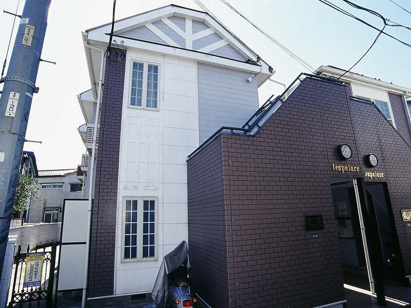 レオパレスサンクィーンハウスⅠの外観画像