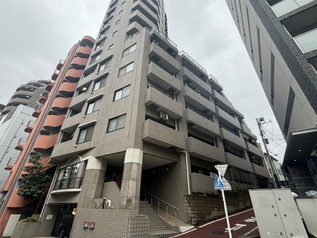 ユニーブル新宿西の外観画像