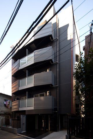 レアライズ代々木上原の外観画像