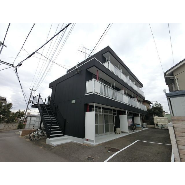ラデヴィーナ鴻巣Ⅱの外観画像