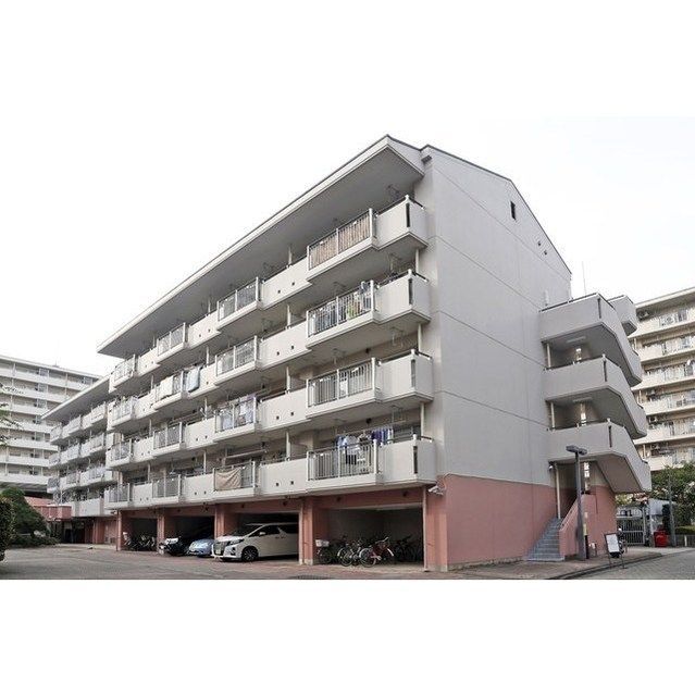 けやき通り北七番館の外観画像