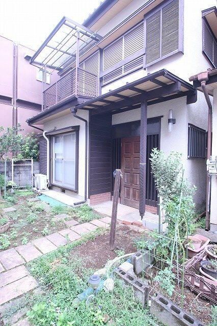 伊奈戸建の外観画像