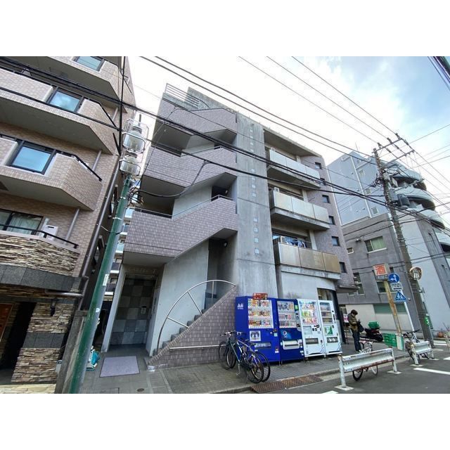 CASTLE‐Tの外観画像