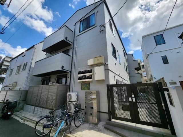 ユーアイホーム東日暮里の外観画像