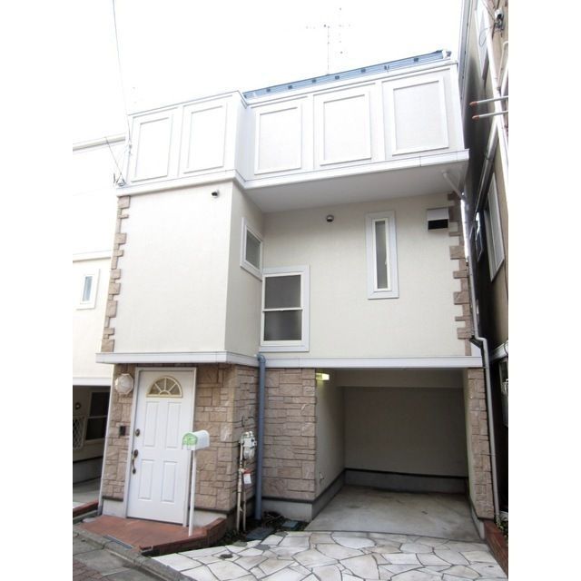 三軒茶屋2丁目戸建の外観画像