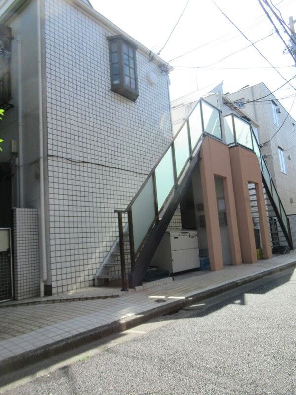 プラザドゥウィルシャーA棟の外観画像