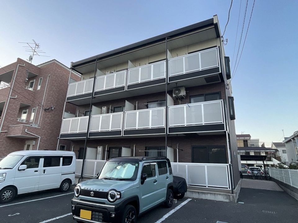 レオパレスアムール大宮Ⅱの外観画像