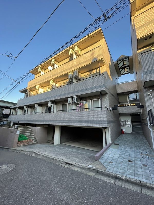 パレロワイヤル弦巻の外観画像