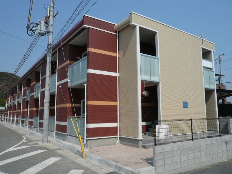 レオネクストマトレの外観画像