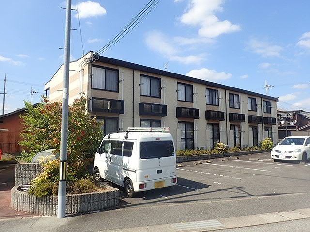 レオパレスカプレットの外観画像