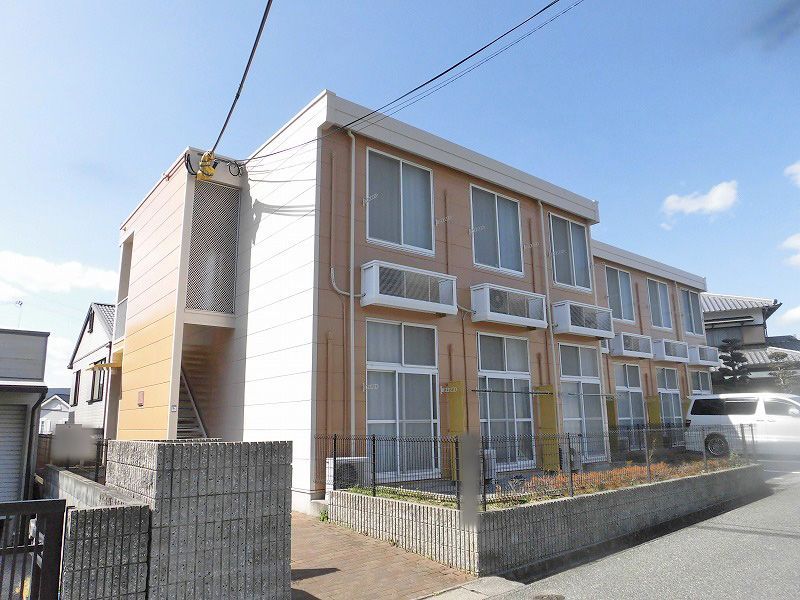 レオパレスLa Casaの外観画像