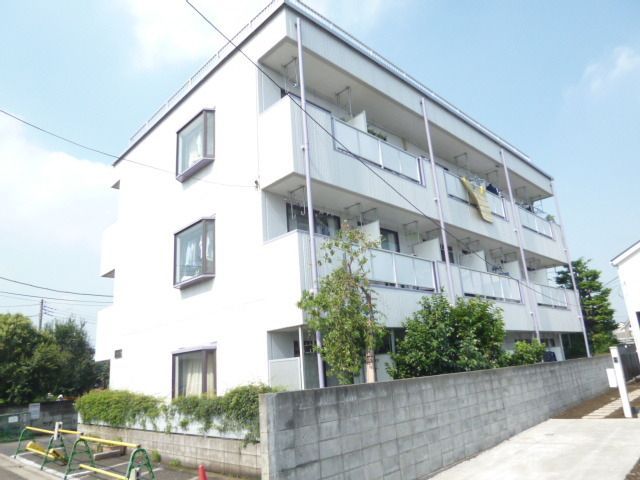 メゾンドール三鷹の外観画像