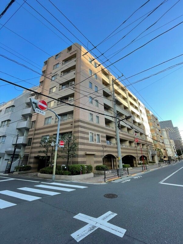 ジェイパーク上野AXISの外観画像