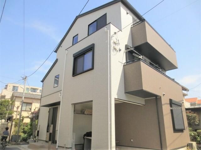 J・URBAN新井薬師前の外観画像
