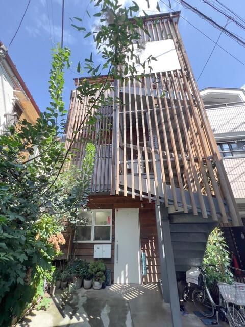 クプログの外観画像