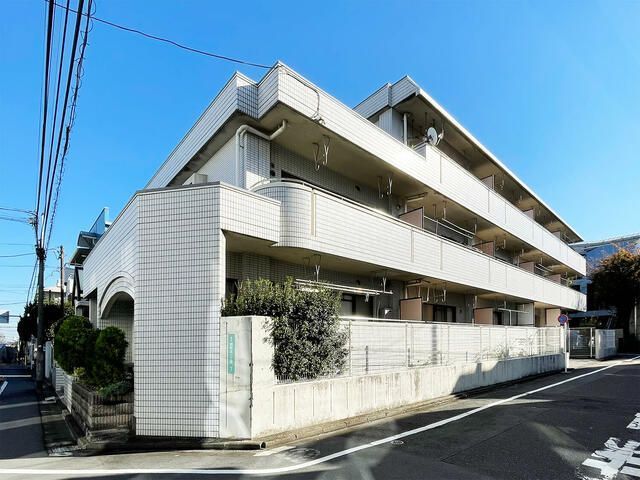 メゾン・ラ・ポートの外観画像