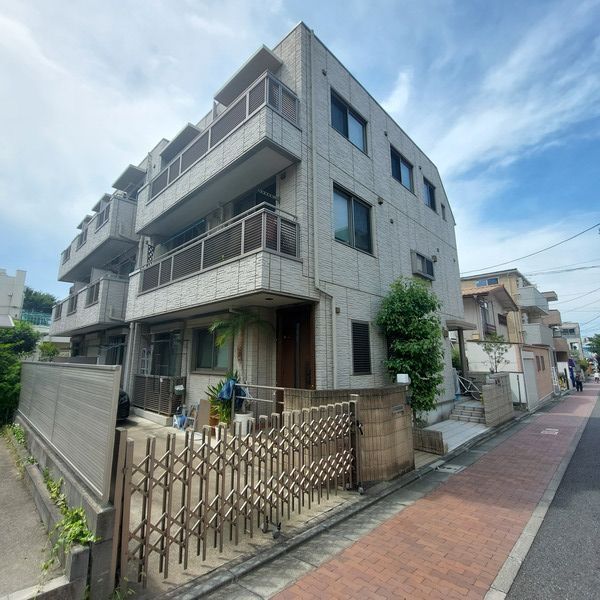 シェソワボヌールの外観画像