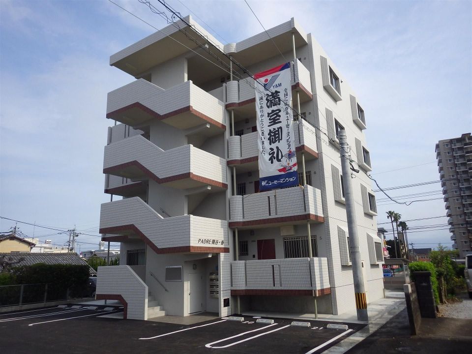 PADRE関谷・春の外観画像