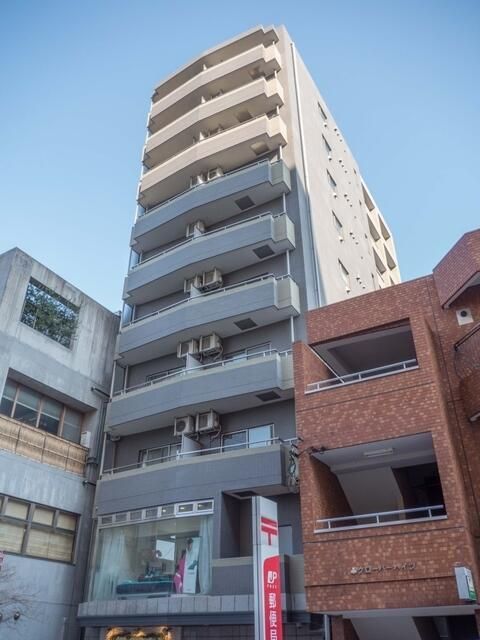 ホームズ三軒茶屋駅前の外観画像