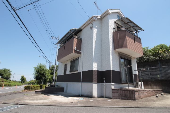 旗立台貸家の外観画像