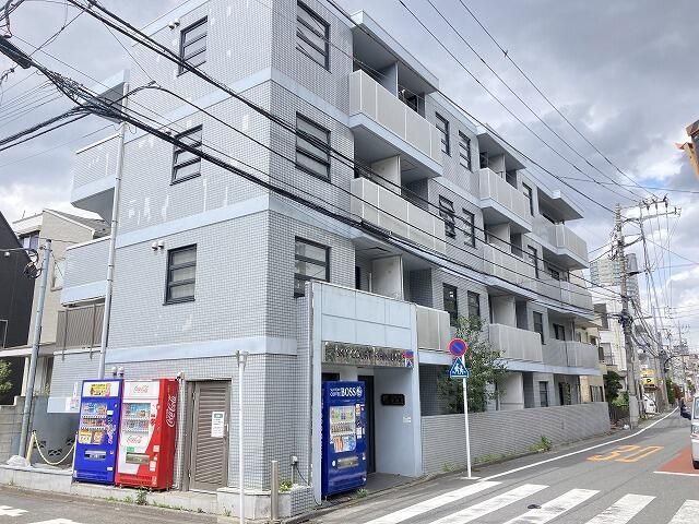 スカイコート新宿第5の外観画像