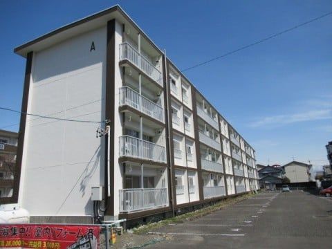 ヴィラナリー折戸A号棟の外観画像