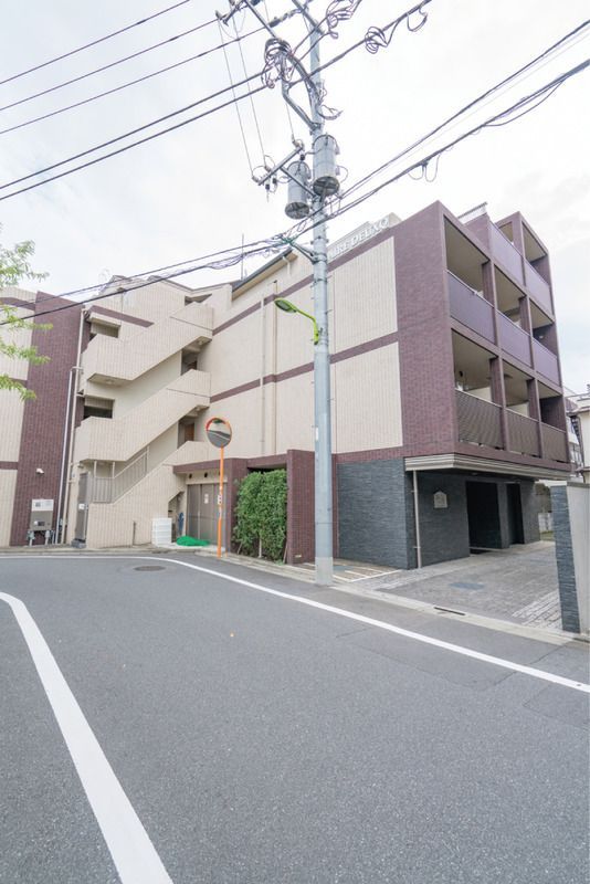 プレール・ドゥーク三軒茶屋の外観画像