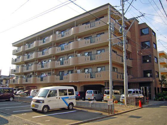 ロイヤル・コンフォートマンションの外観画像