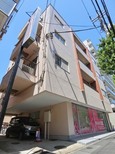 マンション方南町二葉の外観画像