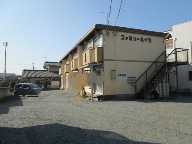 ファミリーハイツの外観画像