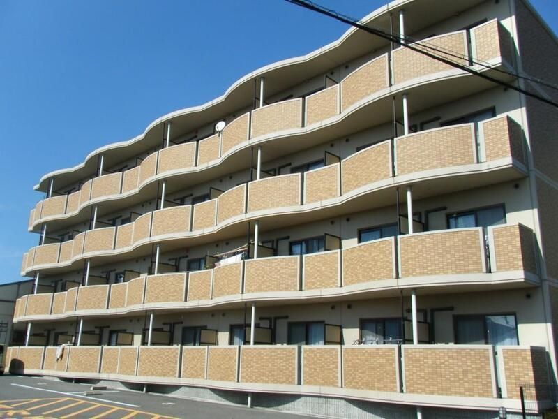 セゾンコート春木の外観画像