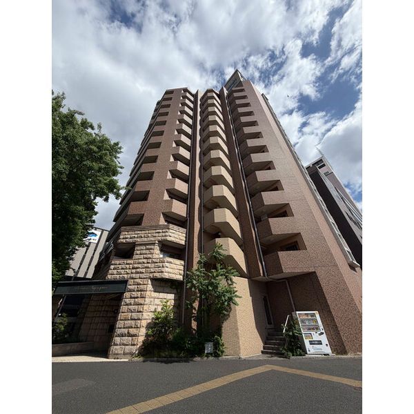プレサンス名古屋城前の外観画像