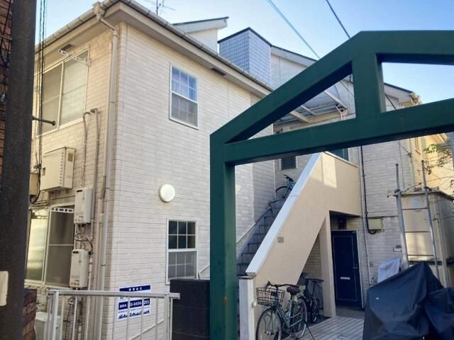 サーキット成田東の外観画像