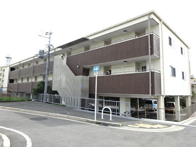 フェアリーコート鳳の外観画像