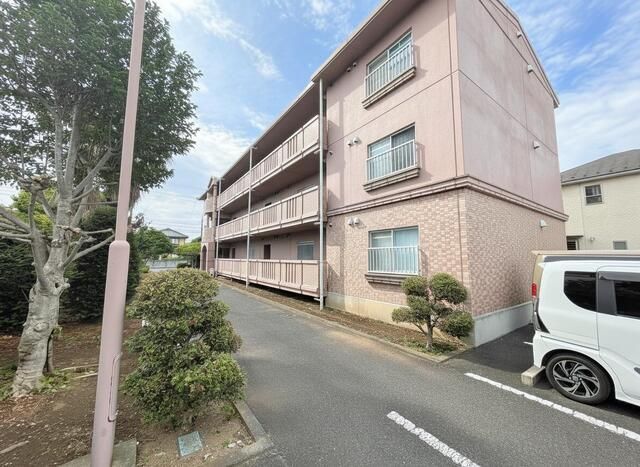 ヴィル・ファミーユの外観画像