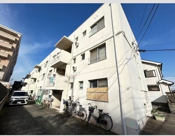 綾園ハイツの外観画像
