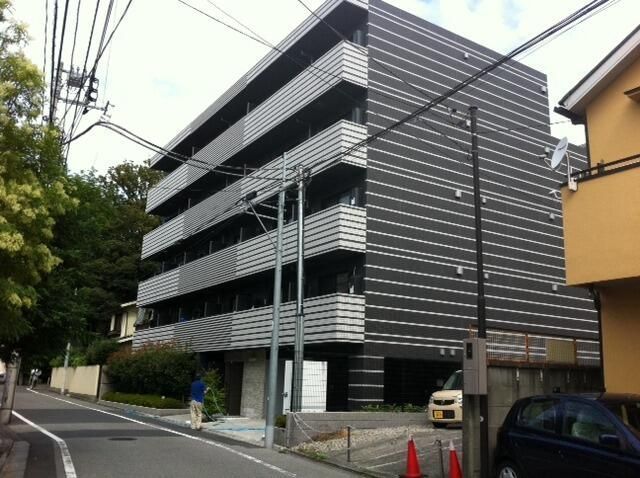 スパシエ新宿哲学堂公園の外観画像
