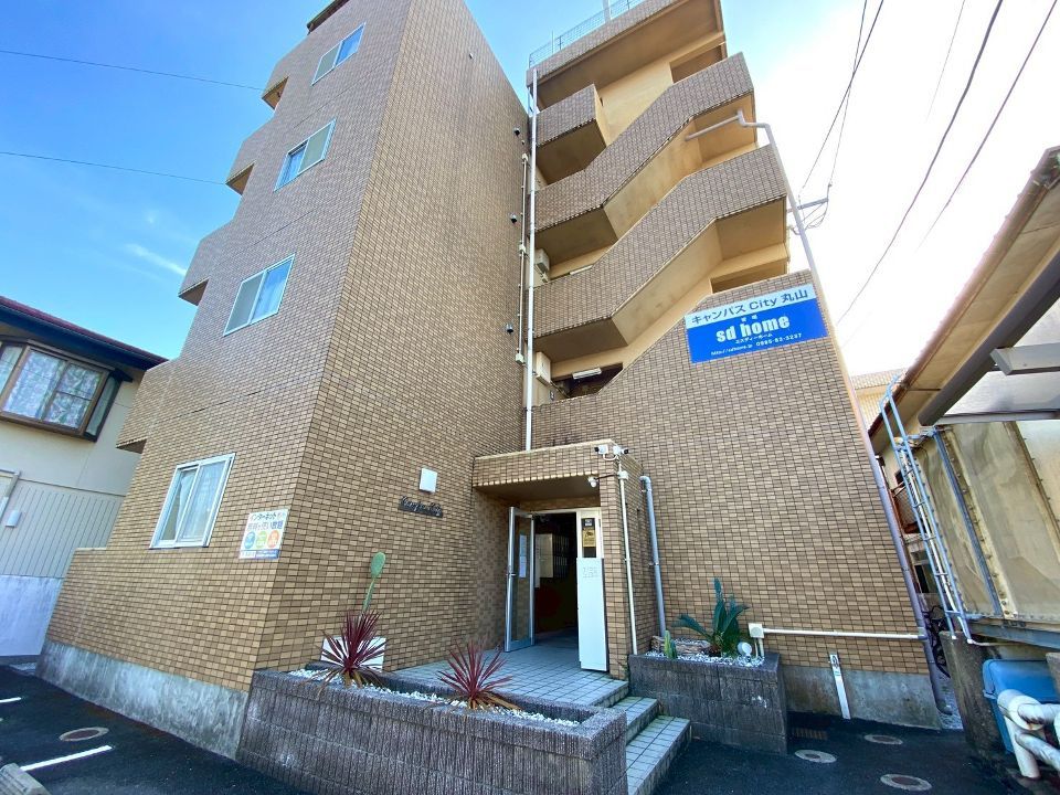 キャンパスCity丸山の外観画像
