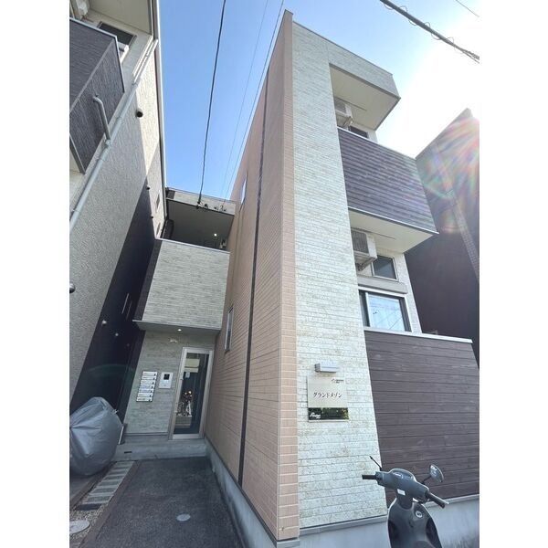 グランドメゾンの外観画像