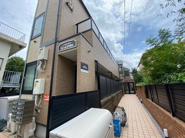 ルームズ中野Bの外観画像