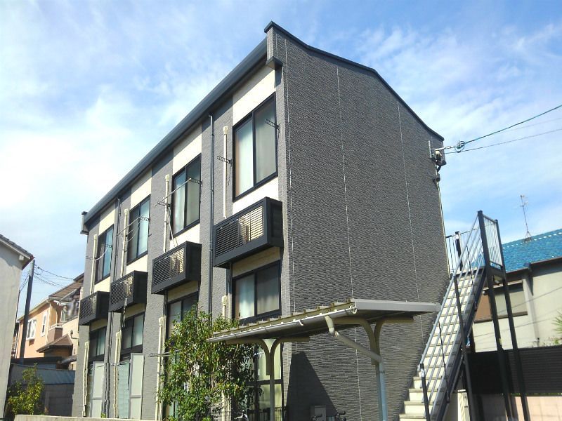 レオパレスIZUMIの外観画像
