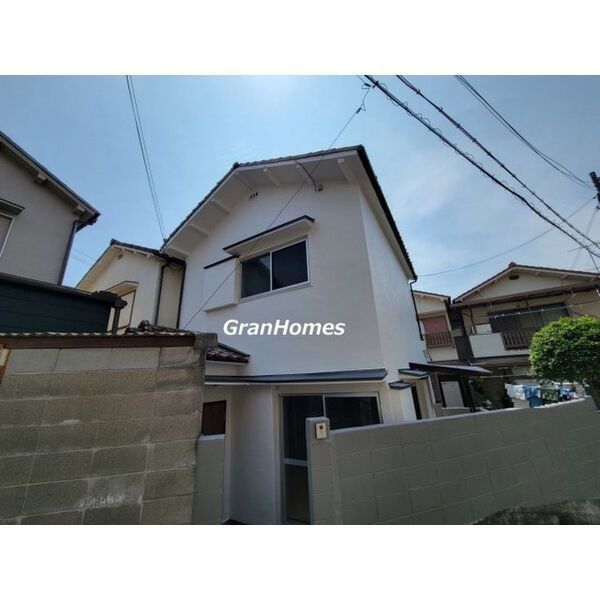 朝霧南町4丁目戸建の外観画像