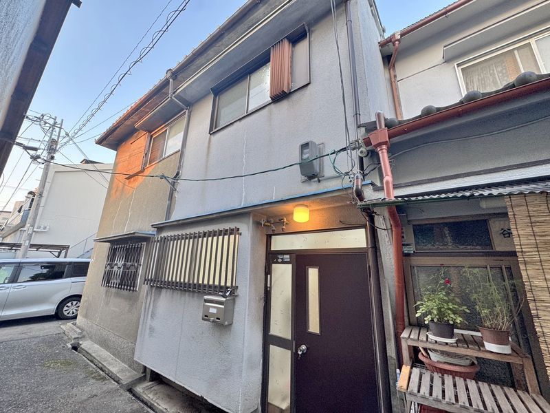 鳳中町8丁貸家の外観画像