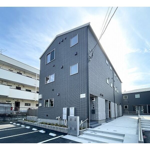 COLORS WING*Bの外観画像